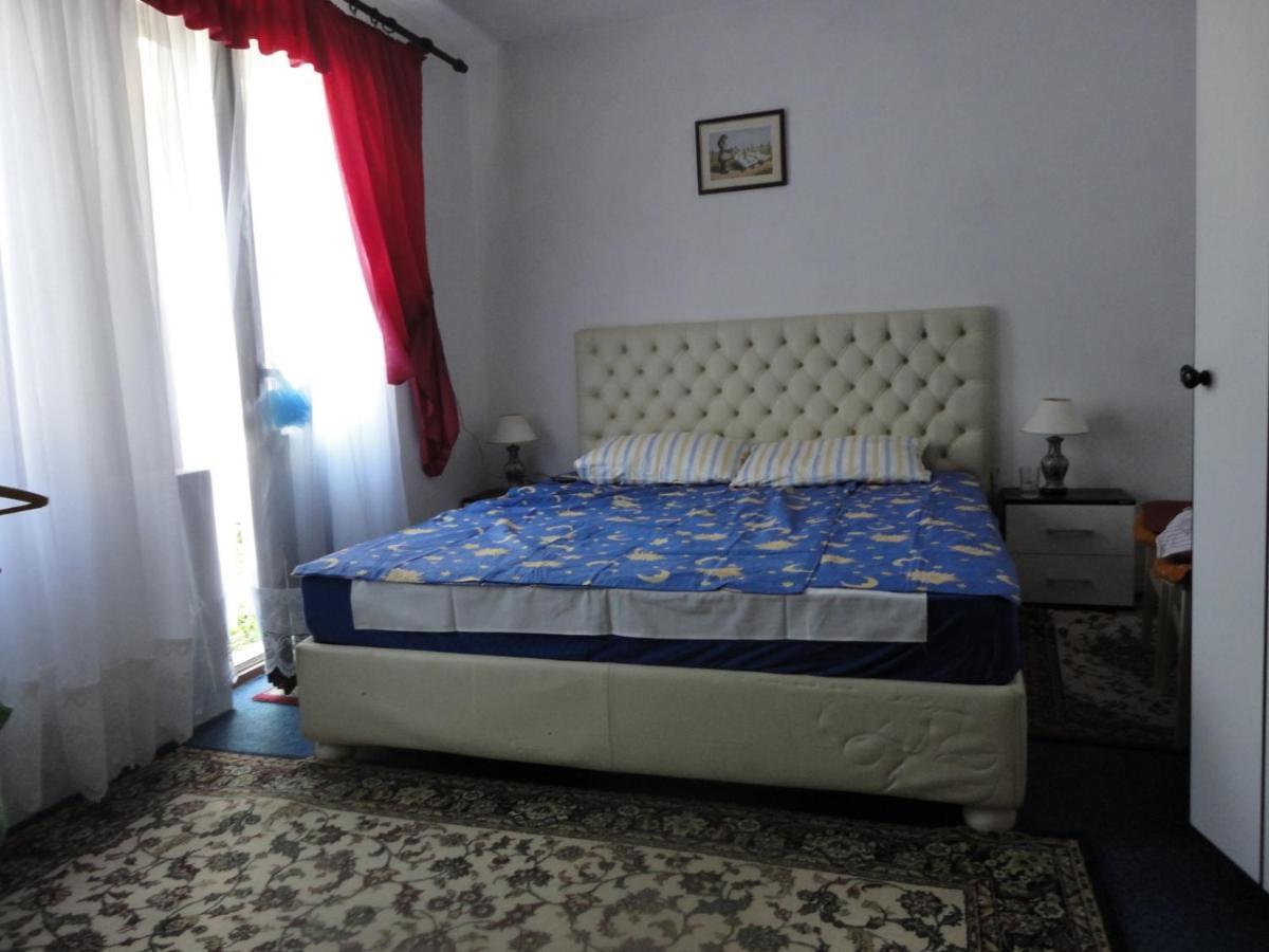 Hotel Wisteria Tivat Zewnętrze zdjęcie