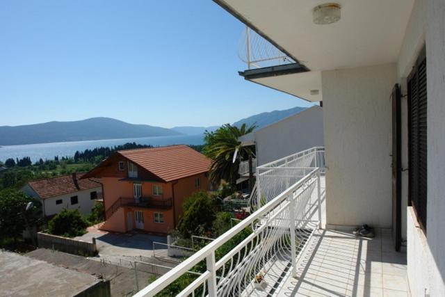 Hotel Wisteria Tivat Zewnętrze zdjęcie