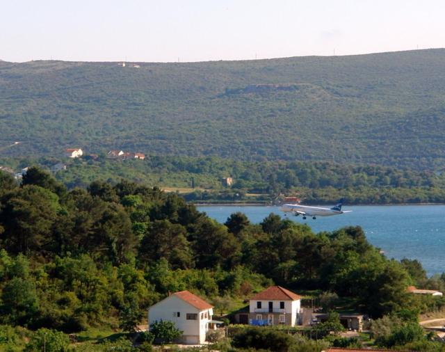 Hotel Wisteria Tivat Zewnętrze zdjęcie