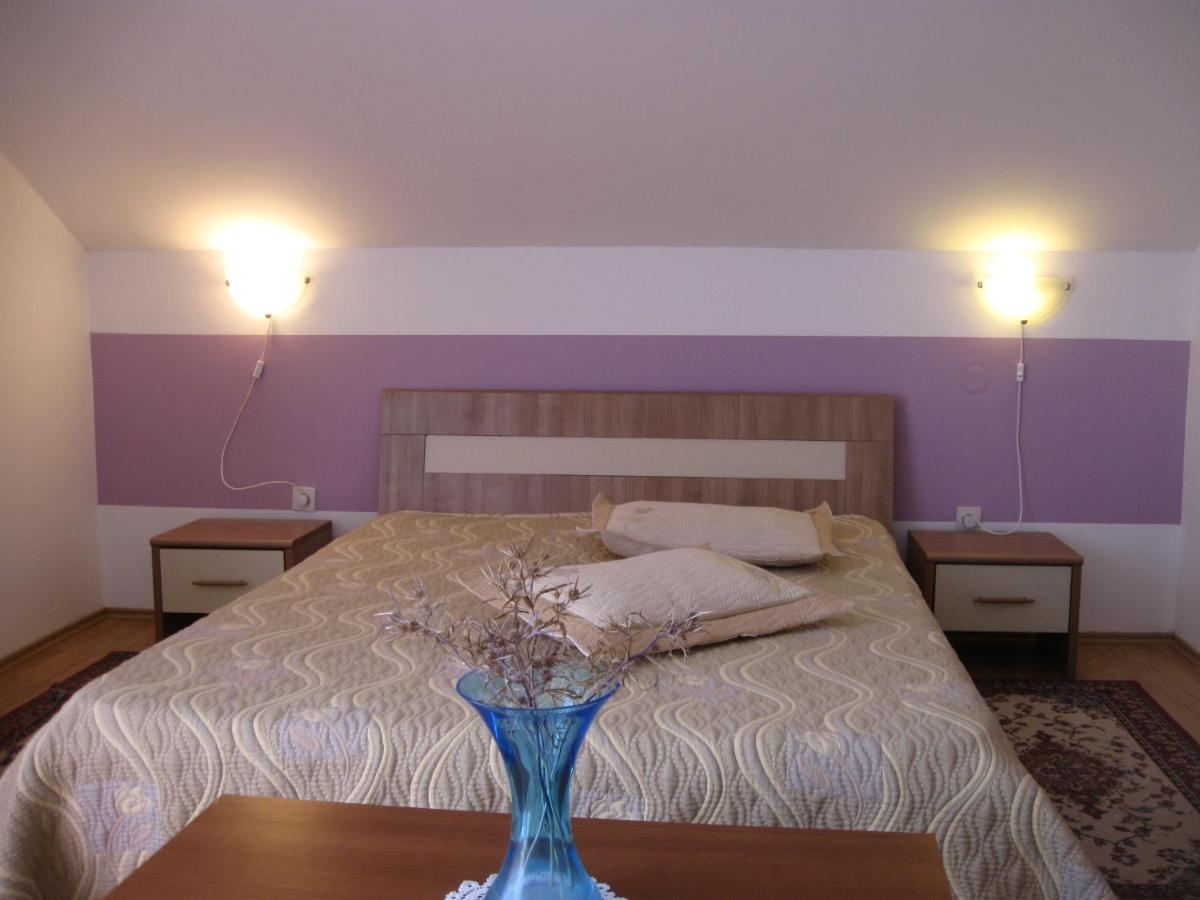 Hotel Wisteria Tivat Zewnętrze zdjęcie