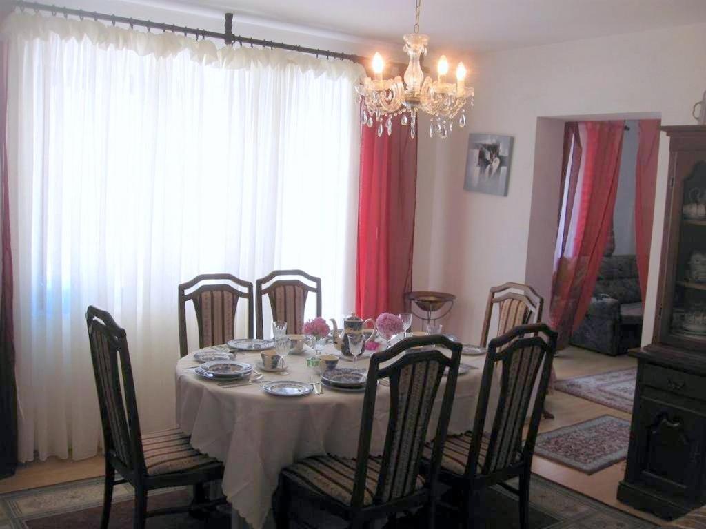 Hotel Wisteria Tivat Zewnętrze zdjęcie