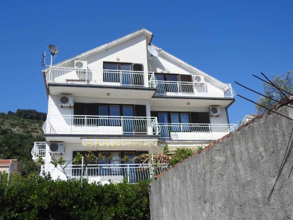 Hotel Wisteria Tivat Zewnętrze zdjęcie